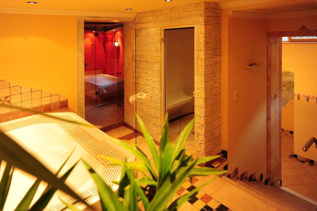 Hotel Enzian Paznaun سي المظهر الخارجي الصورة